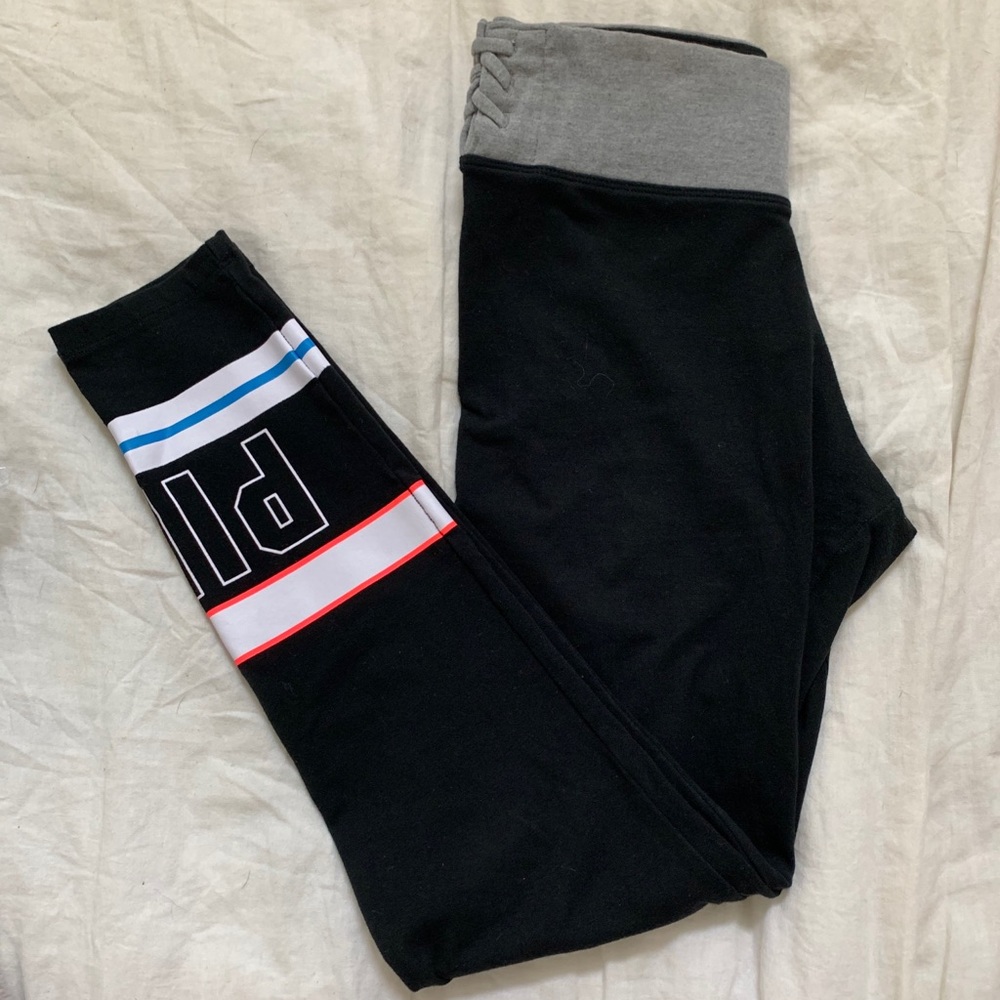 Victoria’s Secret leggings